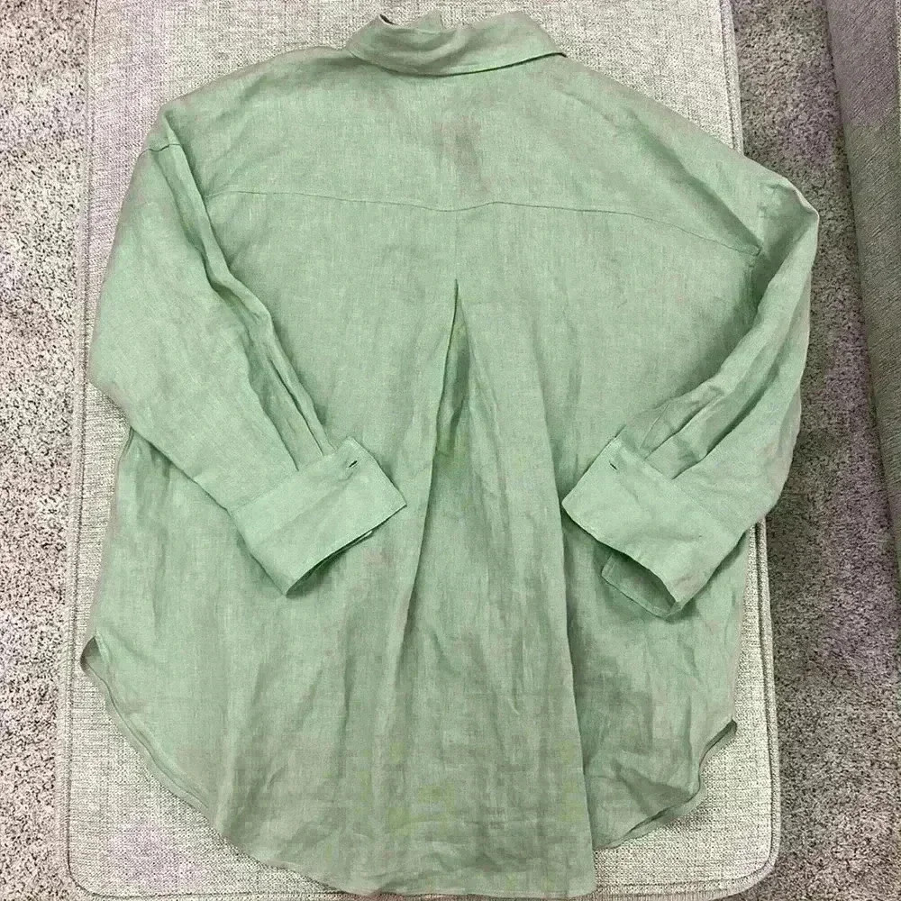 Zara Oversized Green Linen Blend Button Down - Picture 4 of 5